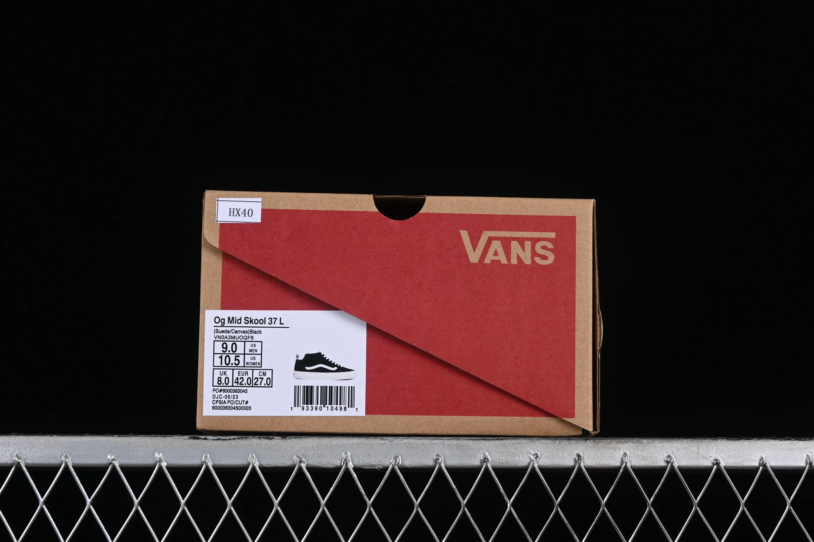All categories Vans Vans series Vans Mid Vans China Vans Style 37 Anaheim black and white mid-top casual sneakers VN0A3MUOQF6